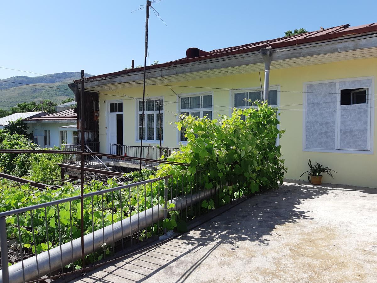 Armine B&B Татев Екстериор снимка